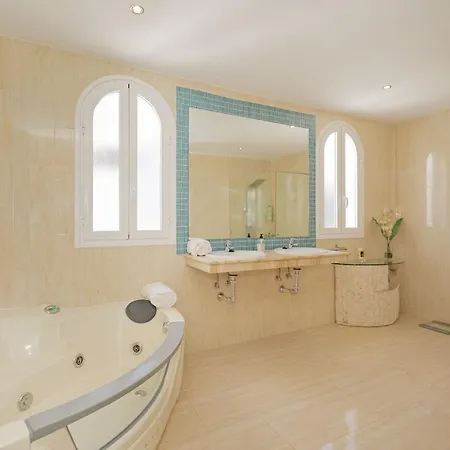 Panoramica Willa *